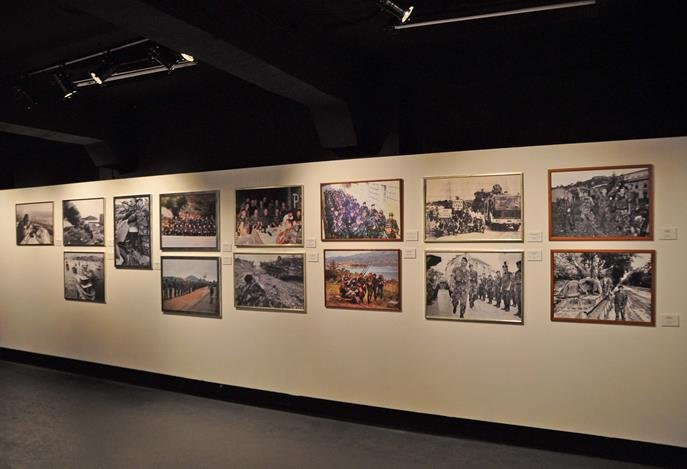 Exhibition: 'FROM VICTORY 1945. TO VICTORY 1995.  image 3