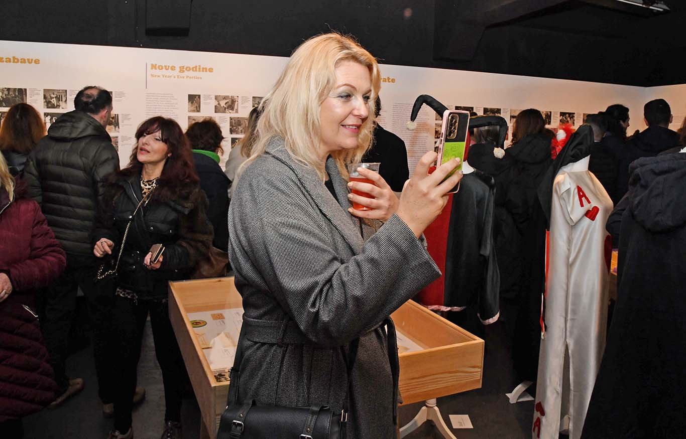 Nightlife exhibition image 19